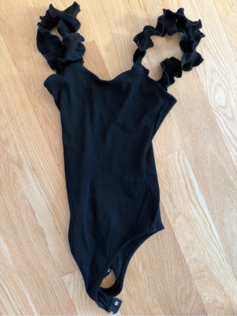 Black Ribbed Ruffled Strap Bodysuit